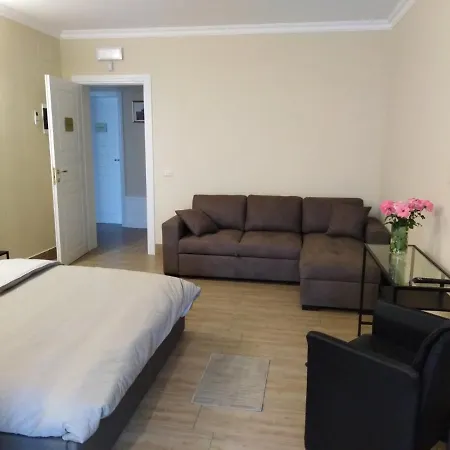 Πανσιόν Ivana 3*